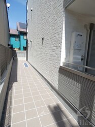 出屋敷駅 徒歩4分 2階の物件外観写真